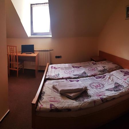 Zajazd Na Kamiencu Ochaby Extérieur photo