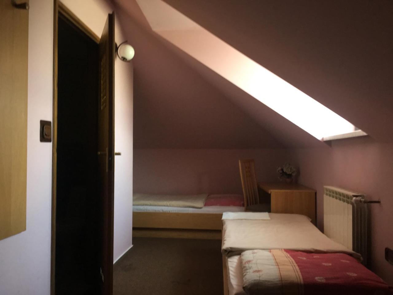 Zajazd Na Kamiencu Ochaby Extérieur photo