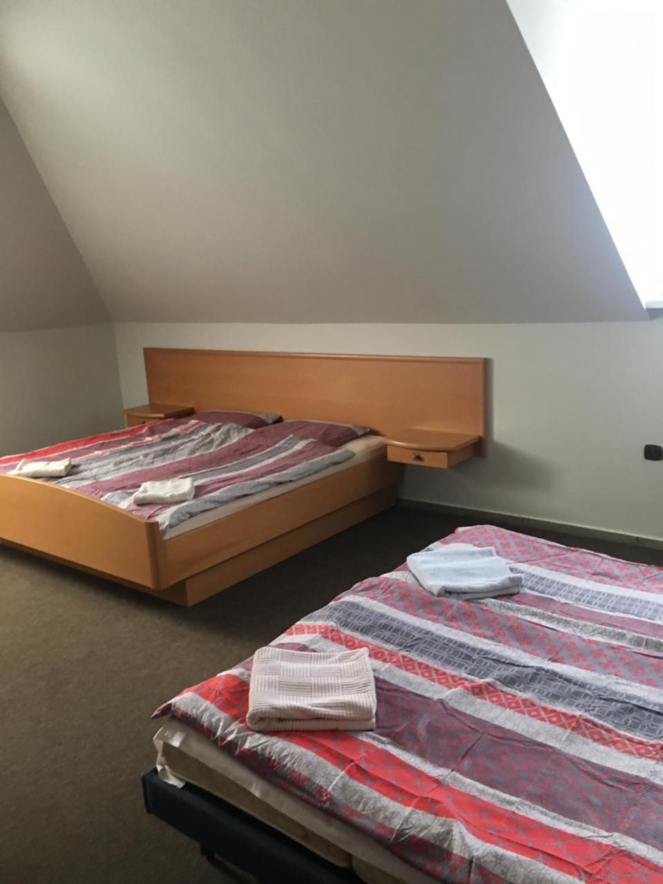 Zajazd Na Kamiencu Ochaby Extérieur photo